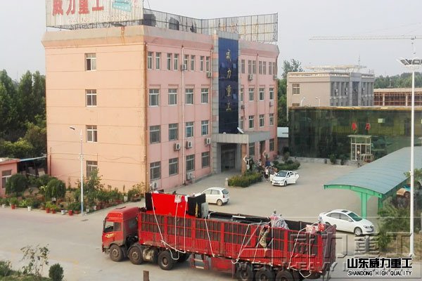 深圳出口1250吨龙门液压机确定方案